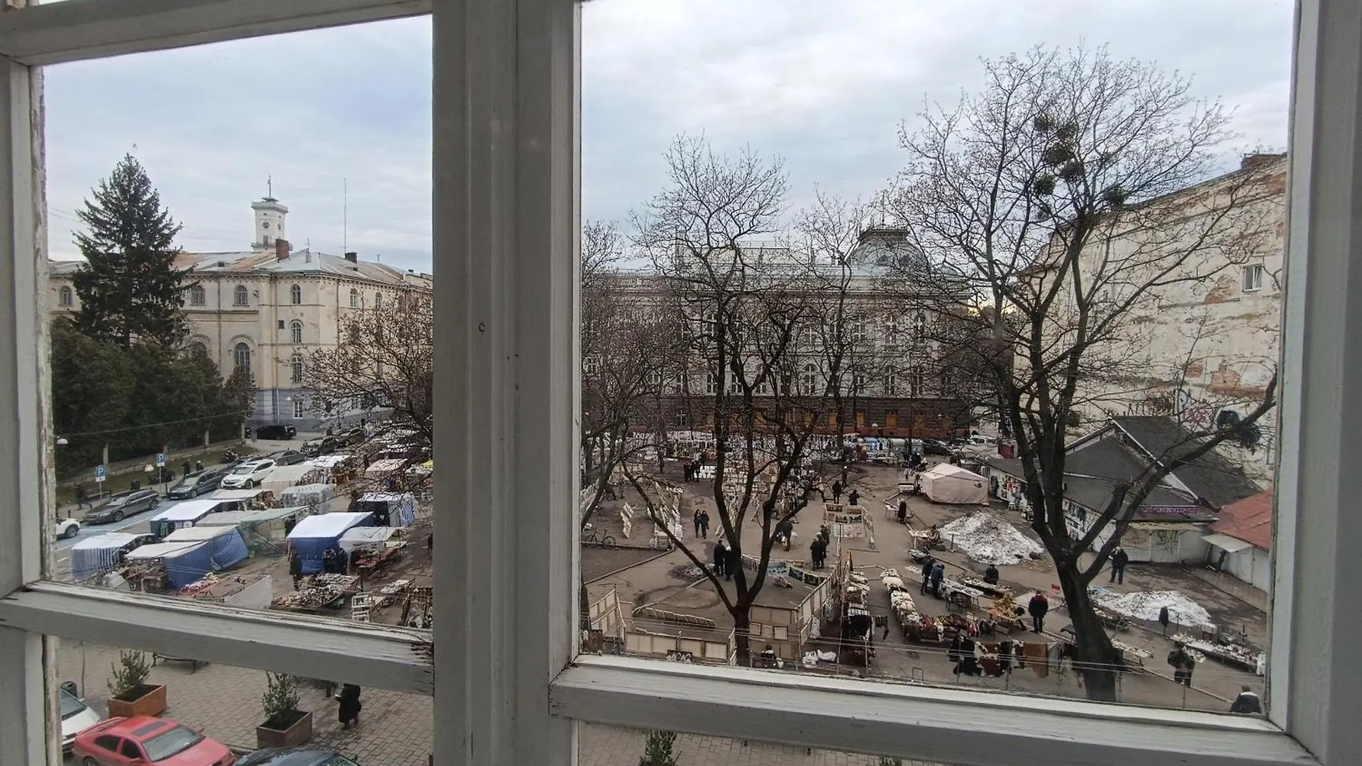 Apartment In Maria Zankovetska Theatre Lviv Ukraine
