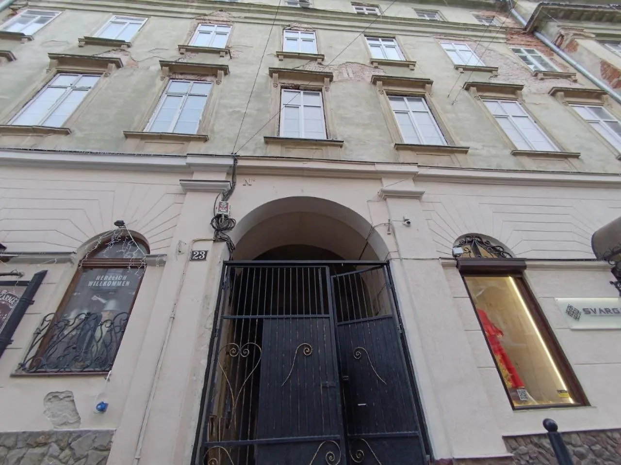Apartment In Maria Zankovetska Theatre Lviv 0*,